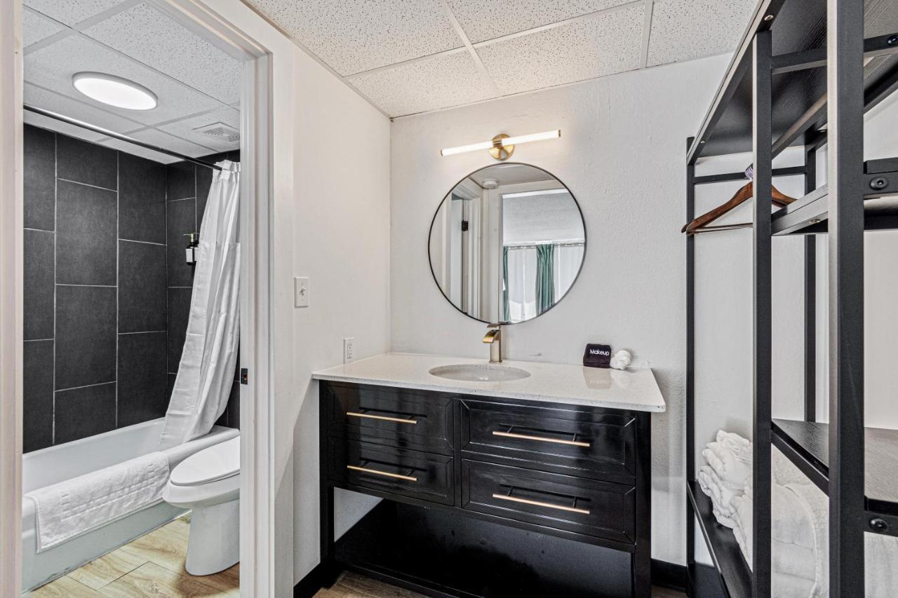 Copperhill The Mallard Hotel & Suites מראה חיצוני תמונה